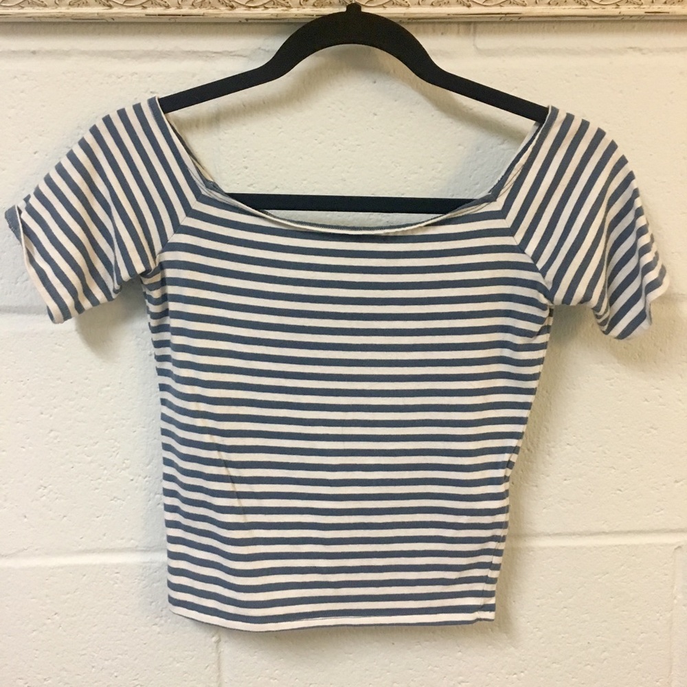 Abercrombie & Fitch blue and white striped crop